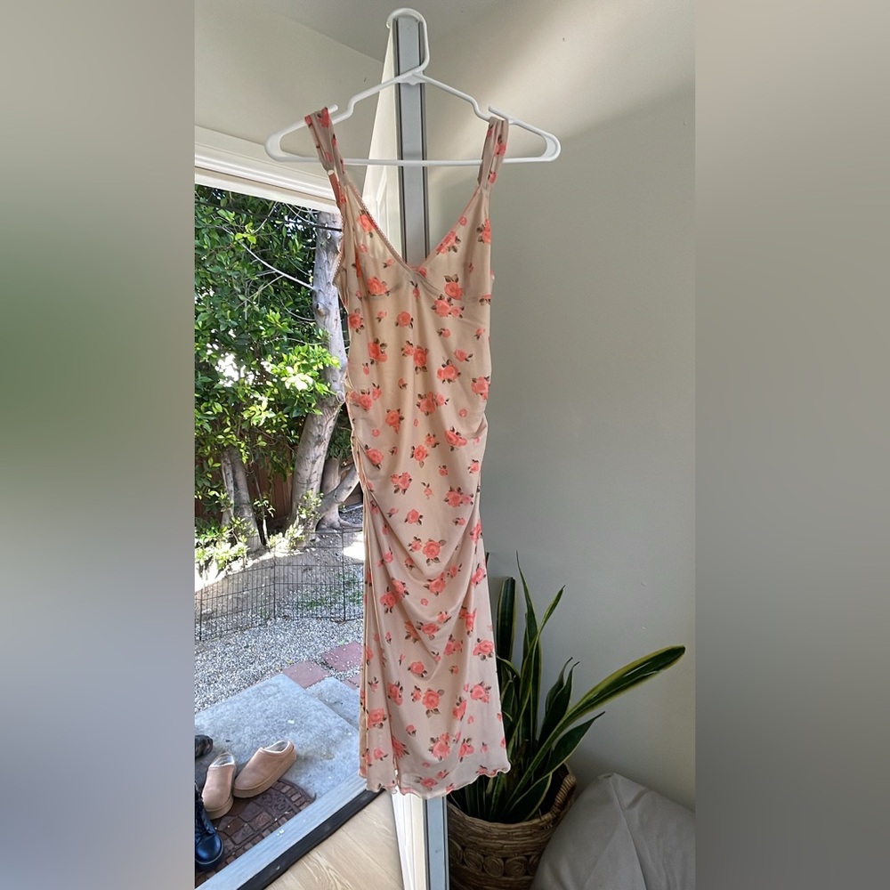 ROUJE Floral Maxi Dress with Pink and Cream Design